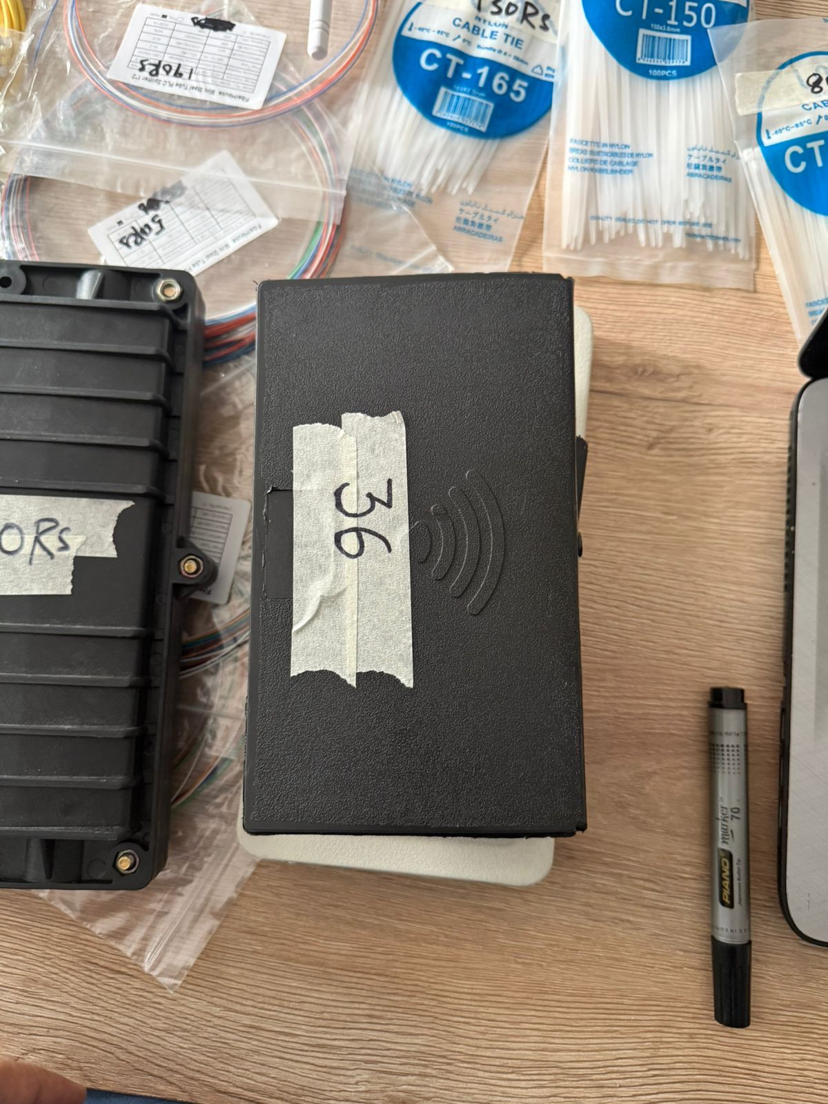 BLACK BIG GEMORTY BOX
